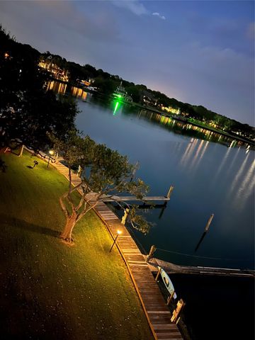 18809 Egret Bay Boulevard 127, Webster, TX 77058