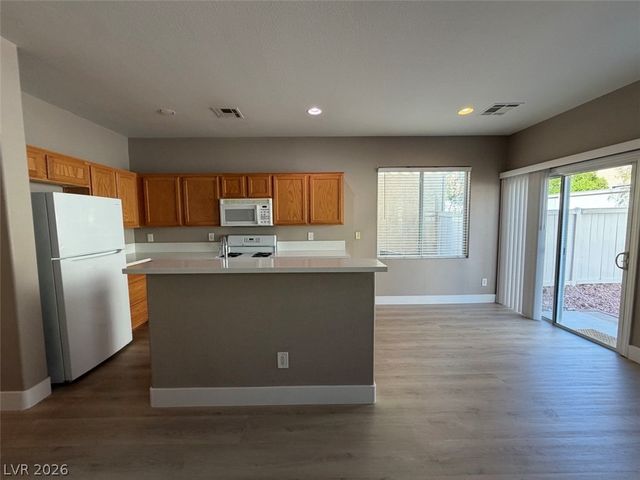 8432 Viansa Loma Avenue, Las Vegas, NV 89149