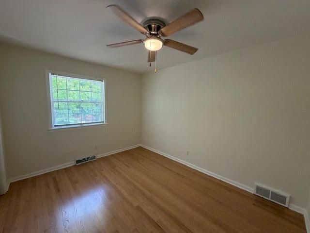 107 W 104th Street, Kansas City, MO 64114