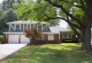 107 W 104th Street, Kansas City, MO 64114