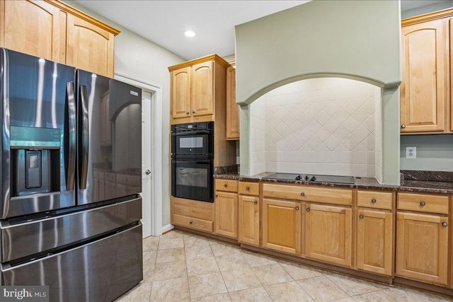 3285 CHANNEL CT, Huntingtown, MD 20639