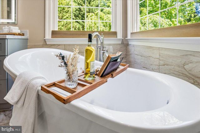 3285 CHANNEL CT, Huntingtown, MD 20639
