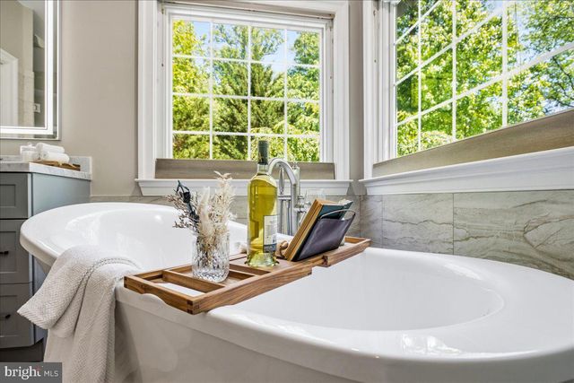 3285 CHANNEL CT, Huntingtown, MD 20639