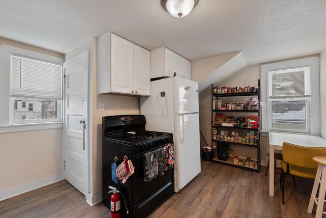 1224 S 73rd STREET, West Allis, WI 53214