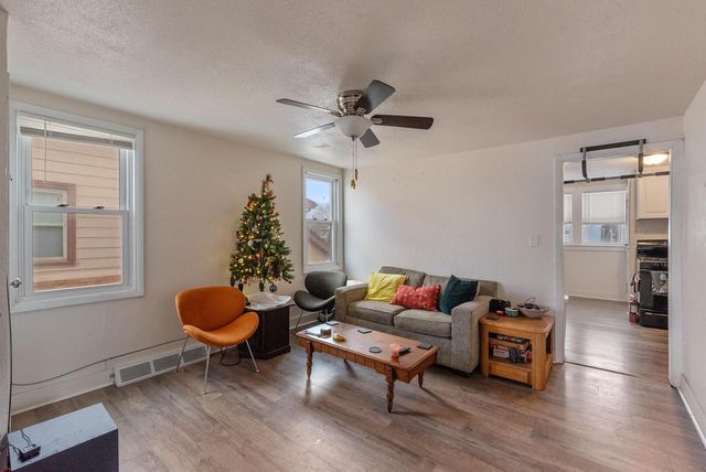 1224 S 73rd STREET, West Allis, WI 53214