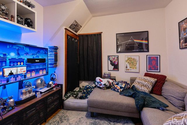 1224 S 73rd STREET, West Allis, WI 53214