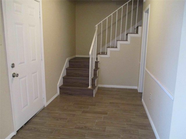 5506 Deep Forest Drive, Houston, TX 77092