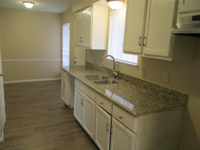 5506 Deep Forest Drive, Houston, TX 77092