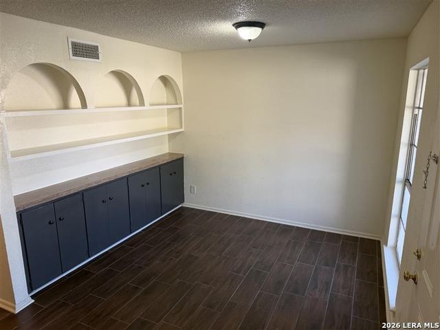 520 Gentleman Rd Apt 19, San Antonio, TX 78201