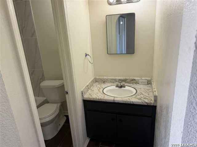 520 Gentleman Rd Apt 19, San Antonio, TX 78201