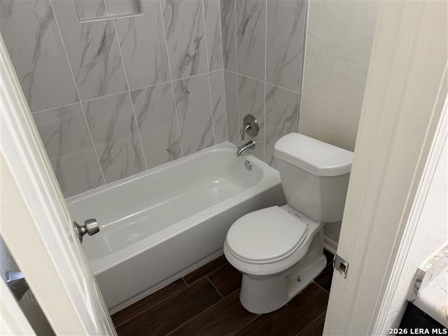 520 Gentleman Rd Apt 19, San Antonio, TX 78201