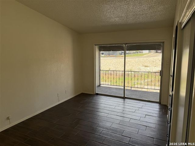 520 Gentleman Rd Apt 19, San Antonio, TX 78201