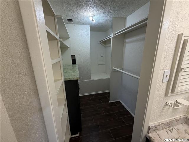 520 Gentleman Rd Apt 19, San Antonio, TX 78201