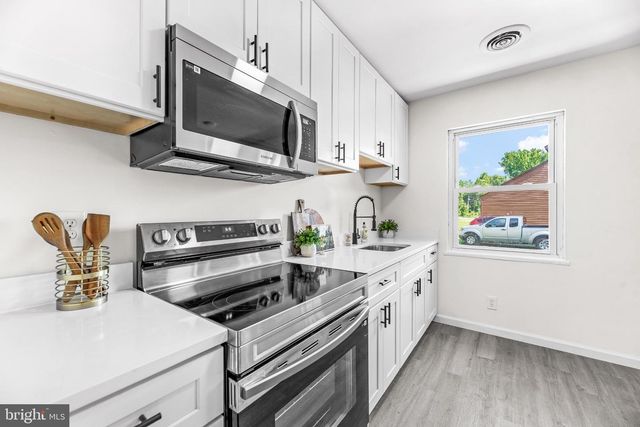 1228 HOLLY VISTA DR, Colonial Beach, VA 22443
