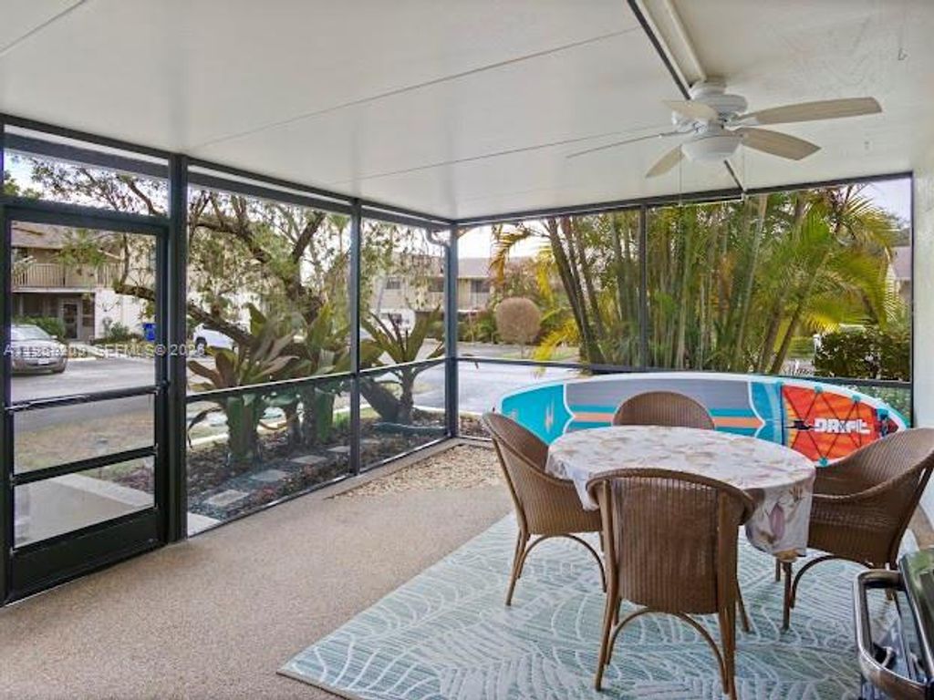 Image 22 of property listing at 7464 SE Concord Pl, Hobe Sound, FL 33455