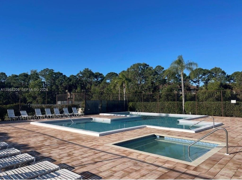 Image 27 of property listing at 7464 SE Concord Pl, Hobe Sound, FL 33455