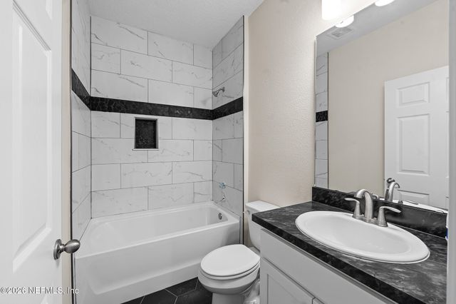 8764 BUTTERCUP Street, Jacksonville, FL 32210