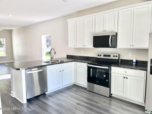 8764 BUTTERCUP Street, Jacksonville, FL 32210