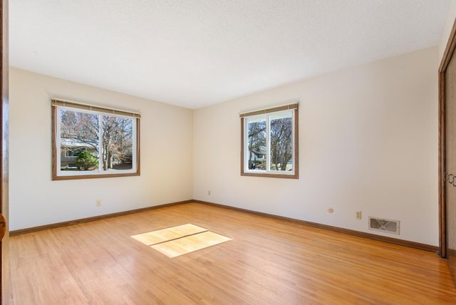 747 Terrace Drive, Roseville, MN 55113