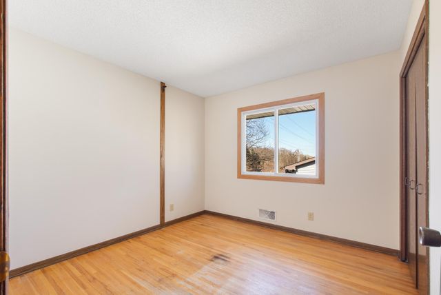 747 Terrace Drive, Roseville, MN 55113