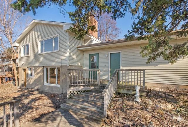 747 Terrace Drive, Roseville, MN 55113