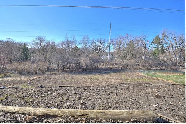 747 Terrace Drive, Roseville, MN 55113