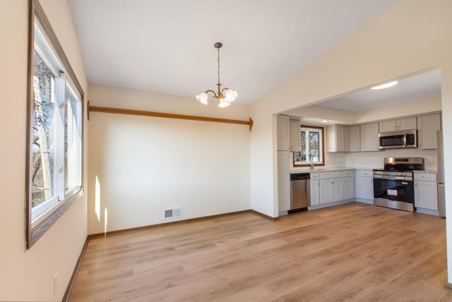 747 Terrace Drive, Roseville, MN 55113