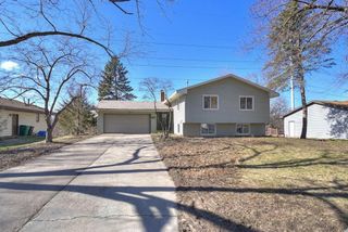 747 Terrace Drive, Roseville, MN 55113