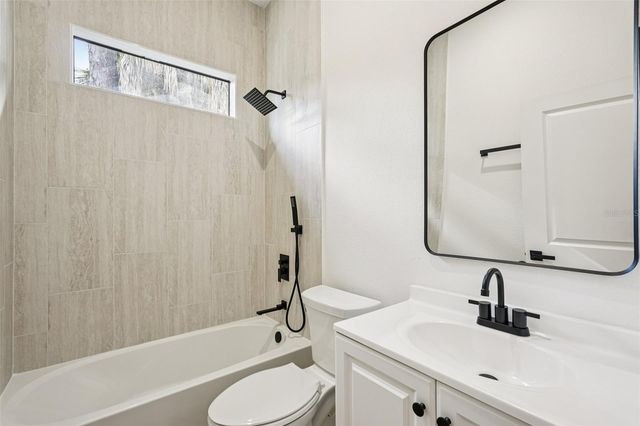 1852 RADA LANE, North Port, FL 34288