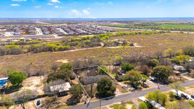 5818 Pioneer, San Antonio, TX 78245