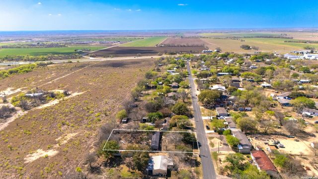 5818 Pioneer, San Antonio, TX 78245