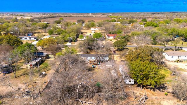 5818 Pioneer, San Antonio, TX 78245