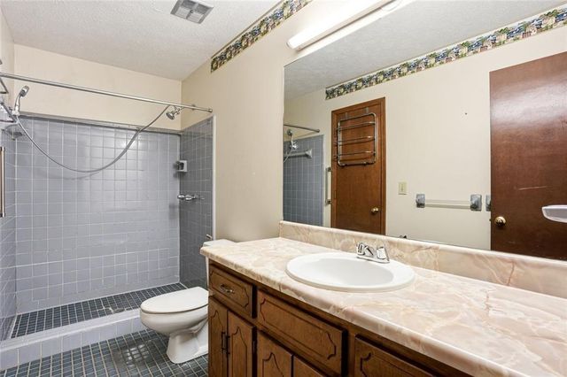 250 Allie Drive, Mcdonough, GA 30252