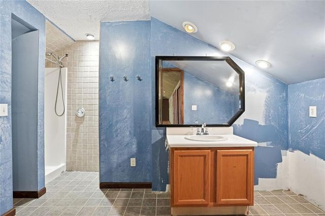 250 Allie Drive, Mcdonough, GA 30252