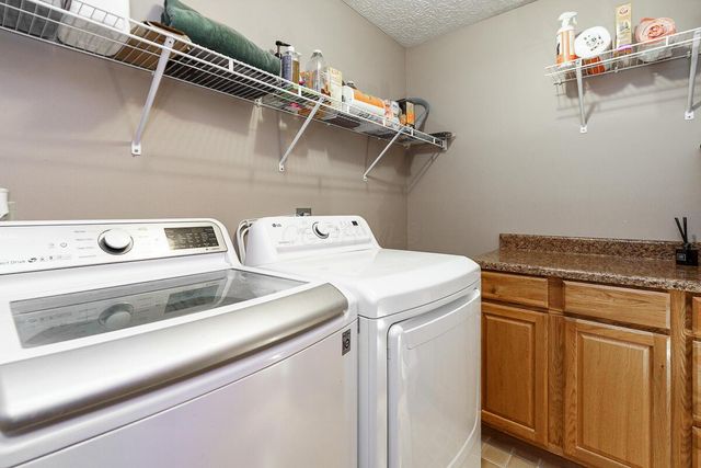 453 Whitson Drive, Columbus, OH 43230