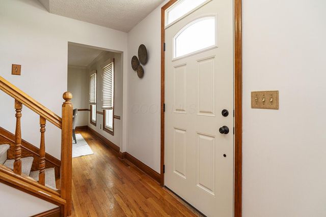 453 Whitson Drive, Columbus, OH 43230