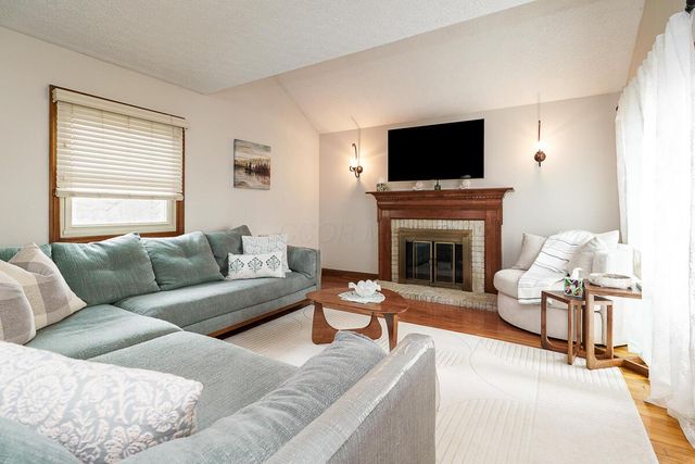 453 Whitson Drive, Columbus, OH 43230