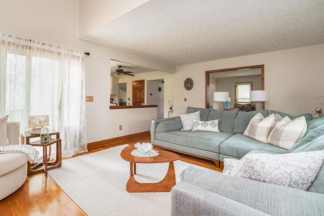 453 Whitson Drive, Columbus, OH 43230