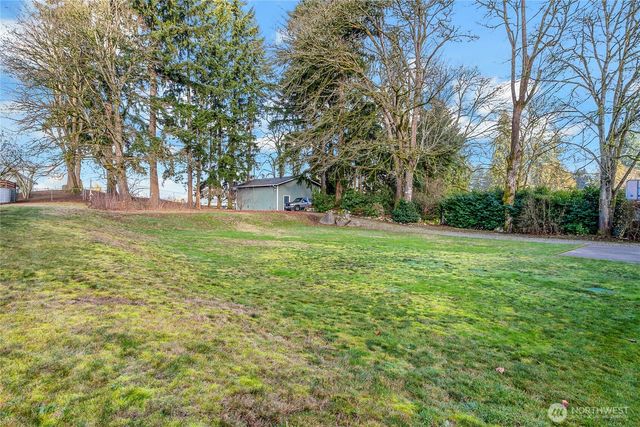 11405 24th Street E, Edgewood, WA 98372