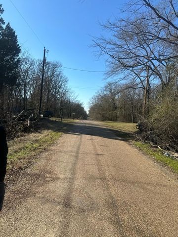 6145 Indian Harbor Drive, Mabank, TX 75156