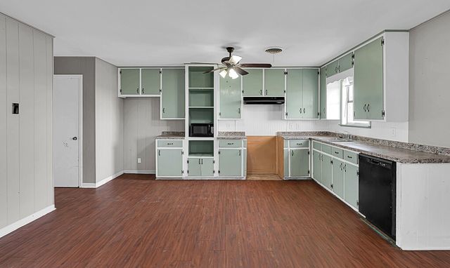 201 Old Steinbeck Road, Waco, TX 76708