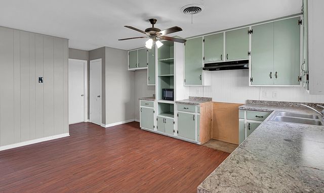 201 Old Steinbeck Road, Waco, TX 76708