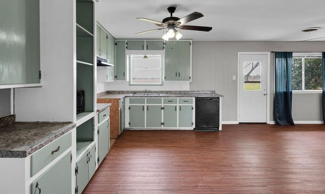 201 Old Steinbeck Road, Waco, TX 76708