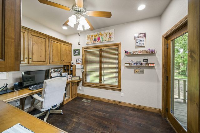 3110 Old Dike Road, Grove, OK 74344