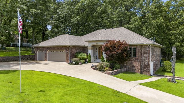 3110 Old Dike Road, Grove, OK 74344