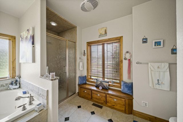 3110 Old Dike Road, Grove, OK 74344