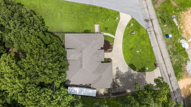 3110 Old Dike Road, Grove, OK 74344