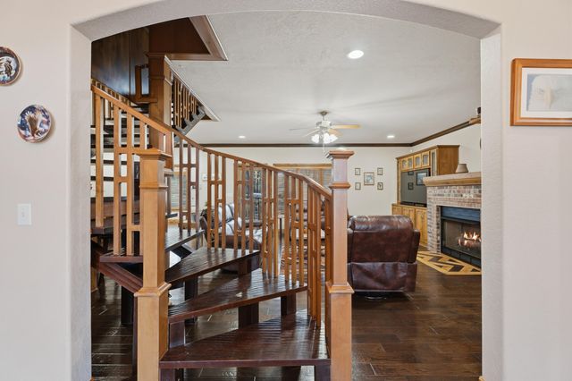 3110 Old Dike Road, Grove, OK 74344