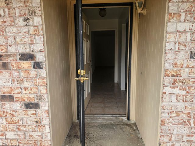 6814 Castleview Lane, Houston, TX 77489