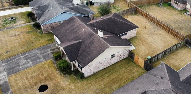 6814 Castleview Lane, Houston, TX 77489